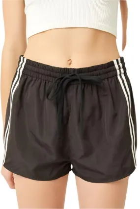 Single Striped Trim Windbreaker Shorts